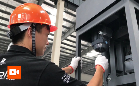 小黃蜂標準纏繞機——膜座沖頂解決方案！